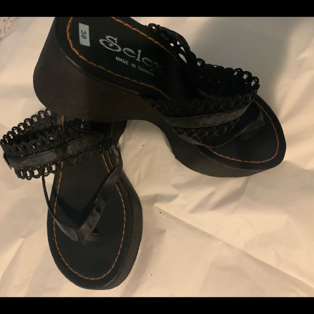 Black Platform Sandals